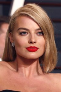 LOS ANGELES - FEB 22:  Margot Robbie at the Vanity Fair Oscar Pa