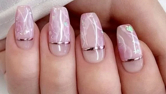 'Marble nails' y otras manicuras de tendencia que combinan con todo